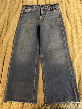 Slim High-Rise Women's Jeans in Medium Blue